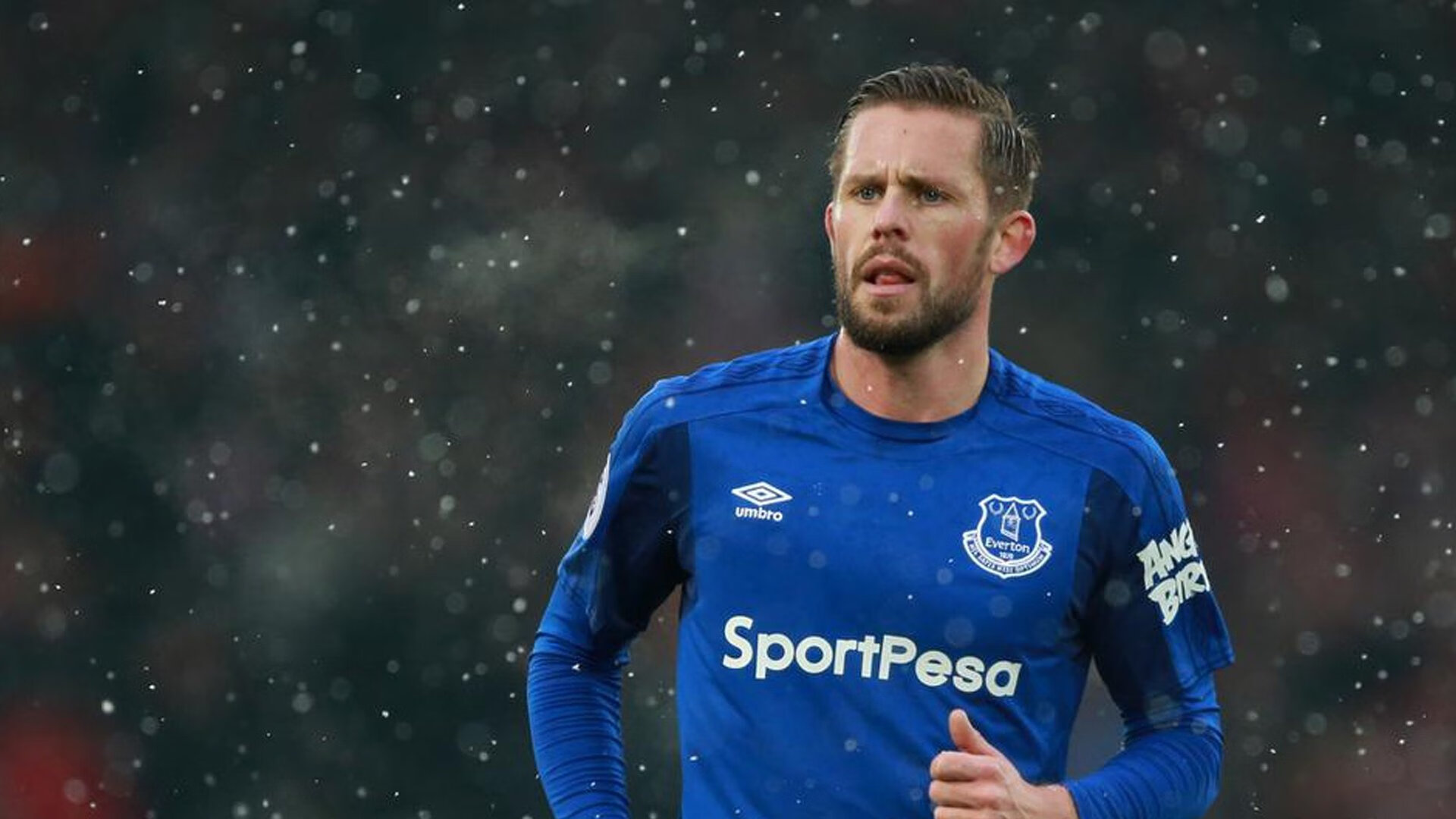 青年赛事涌现潜力新星引起多家俱乐部关注，青年锦标赛