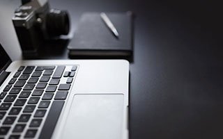 爱体育娱乐入口-《Faker谈比赛经验：从新人到千万观众焦点》，faker接受采访