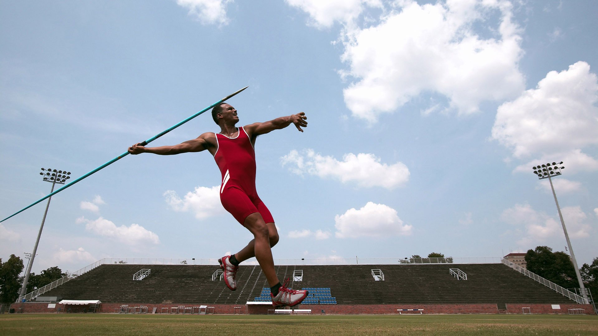 爱游戏大厅-“安赫尔·巴尔博萨的精确反击与无懈可击的突破，帮助阿根廷美洲狮队应对强敌”
